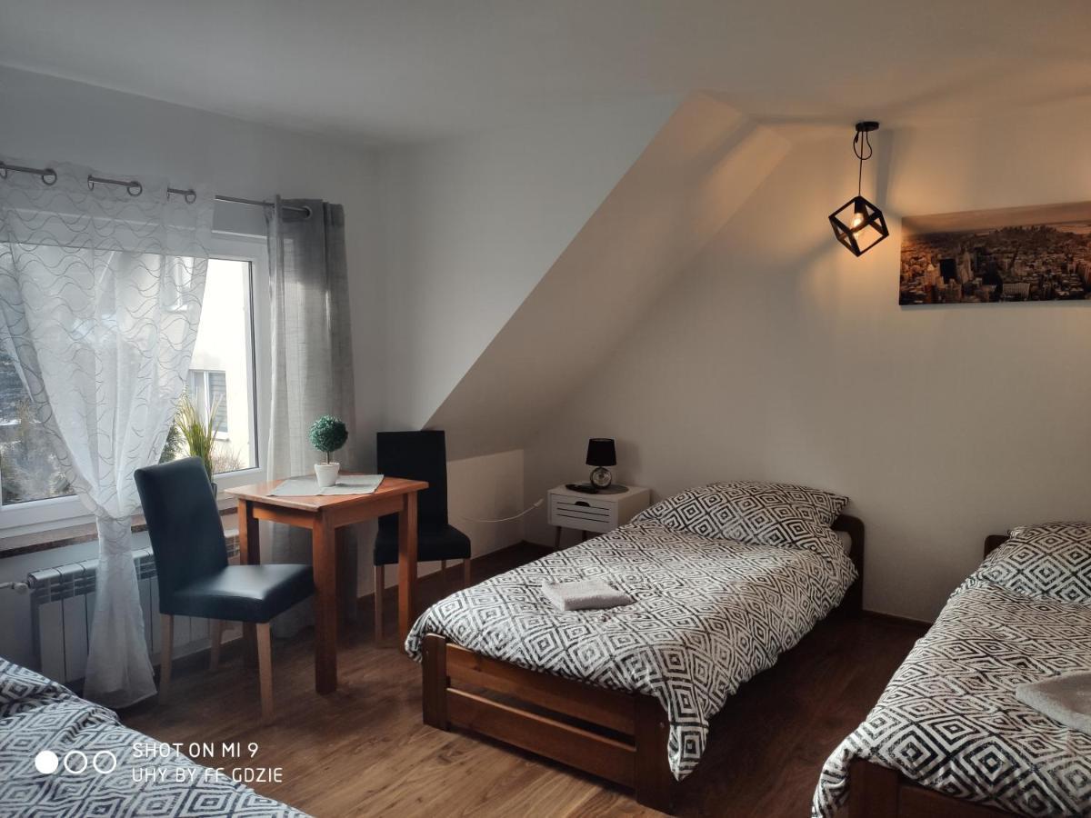 Apartamenty Pod Sosnami Ostroda Miedzylesie 6Os 객실 사진